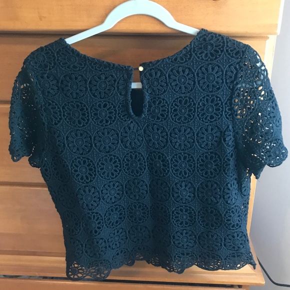 Bar lll black cropped crochet short sleeve top! - Picture 3 of 4